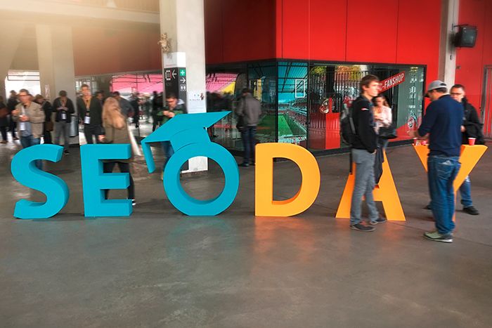 Individuelle 3D Logos & 3D-Buchstaben nach eigenen Wünschen konzipieren – Materialien & Farben kombinierbar 3D Logos & 3D-Buchstaben nach eigenen Wünschen konzipieren