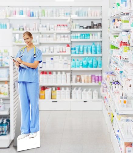 Lebensgroße Pappaufsteller für die Apotheke Lebensgroße Pappaufsteller für die Apotheke